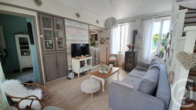 Afficher la photo en grand maison à vendre - 6 pièces - 87.5 m2 - OUTREAU - 62 - NORD-PAS-DE-CALAIS - Century 21 Transimmo