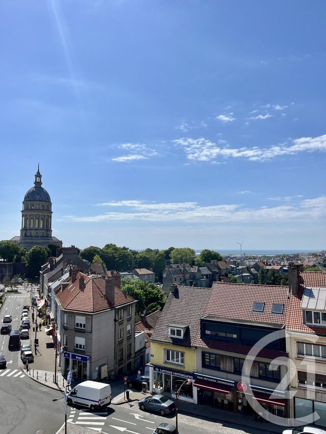Afficher la photo en grand Appartement F4 à vendre - 4 pièces - 104.0 m2 - BOULOGNE SUR MER - 62 - NORD-PAS-DE-CALAIS - Century 21 Transimmo