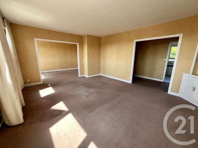 Afficher la photo en grand Appartement F4 à vendre - 4 pièces - 104.0 m2 - BOULOGNE SUR MER - 62 - NORD-PAS-DE-CALAIS - Century 21 Transimmo