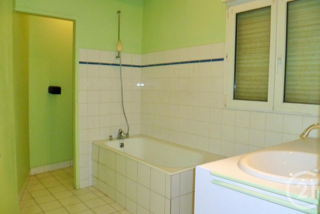 Appartement F3 à vendre - 3 pièces - 66.0 m2 - BOULOGNE SUR MER - 62 - NORD-PAS-DE-CALAIS - Century 21 Transimmo Appartement F3 à vendre - 3 pièces - 66.0 m2 - BOULOGNE SUR MER - 62 - NORD-PAS-DE-CALAIS - Century 21 Transimmo