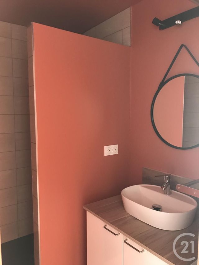 Appartement F2 à louer - 2 pièces - 44.0 m2 - BOULOGNE SUR MER - 62 - NORD-PAS-DE-CALAIS - Century 21 Transimmo Appartement F2 à louer - 2 pièces - 44.0 m2 - BOULOGNE SUR MER - 62 - NORD-PAS-DE-CALAIS - Century 21 Transimmo