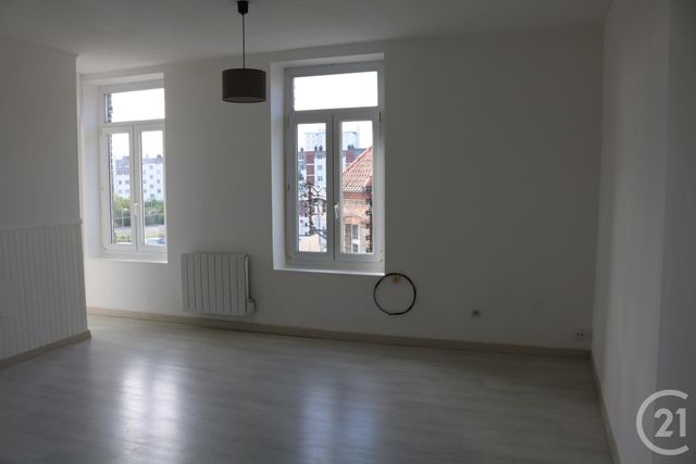 appartement à louer - 3 pièces - 52.0 m2 - BOULOGNE SUR MER - 62 - NORD-PAS-DE-CALAIS - Century 21 Transimmo appartement à louer - 3 pièces - 52.0 m2 - BOULOGNE SUR MER - 62 - NORD-PAS-DE-CALAIS - Century 21 Transimmo