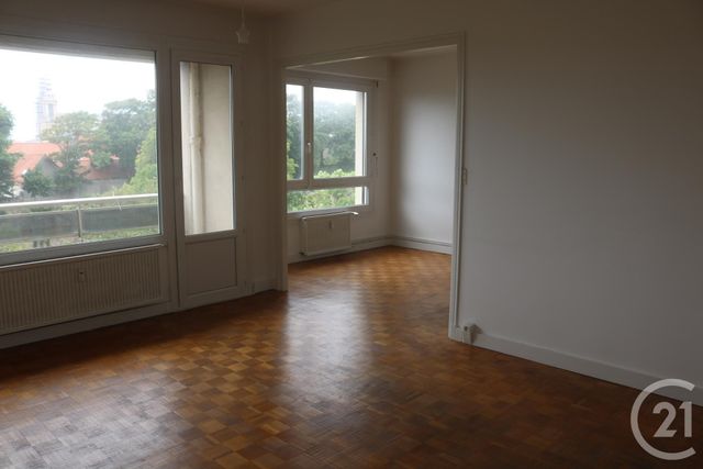 Appartement F4 à louer - 4 pièces - 98.0 m2 - BOULOGNE SUR MER - 62 - NORD-PAS-DE-CALAIS - Century 21 Transimmo Appartement F4 à louer - 4 pièces - 98.0 m2 - BOULOGNE SUR MER - 62 - NORD-PAS-DE-CALAIS - Century 21 Transimmo