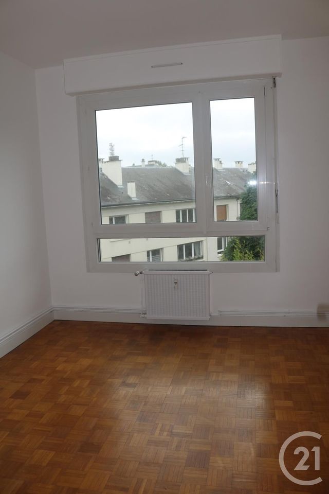 Appartement F4 à louer - 4 pièces - 98.0 m2 - BOULOGNE SUR MER - 62 - NORD-PAS-DE-CALAIS - Century 21 Transimmo Appartement F4 à louer - 4 pièces - 98.0 m2 - BOULOGNE SUR MER - 62 - NORD-PAS-DE-CALAIS - Century 21 Transimmo