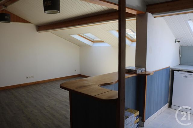 Appartement F3 à louer - 3 pièces - 55.0 m2 - BOULOGNE SUR MER - 62 - NORD-PAS-DE-CALAIS - Century 21 Transimmo Appartement F3 à louer - 3 pièces - 55.0 m2 - BOULOGNE SUR MER - 62 - NORD-PAS-DE-CALAIS - Century 21 Transimmo