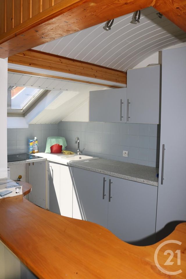 Appartement F3 à louer - 3 pièces - 55.0 m2 - BOULOGNE SUR MER - 62 - NORD-PAS-DE-CALAIS - Century 21 Transimmo Appartement F3 à louer - 3 pièces - 55.0 m2 - BOULOGNE SUR MER - 62 - NORD-PAS-DE-CALAIS - Century 21 Transimmo