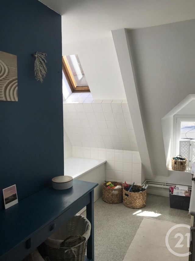 Appartement F4 à louer - 4 pièces - 74.0 m2 - BOULOGNE SUR MER - 62 - NORD-PAS-DE-CALAIS - Century 21 Transimmo Appartement F4 à louer - 4 pièces - 74.0 m2 - BOULOGNE SUR MER - 62 - NORD-PAS-DE-CALAIS - Century 21 Transimmo