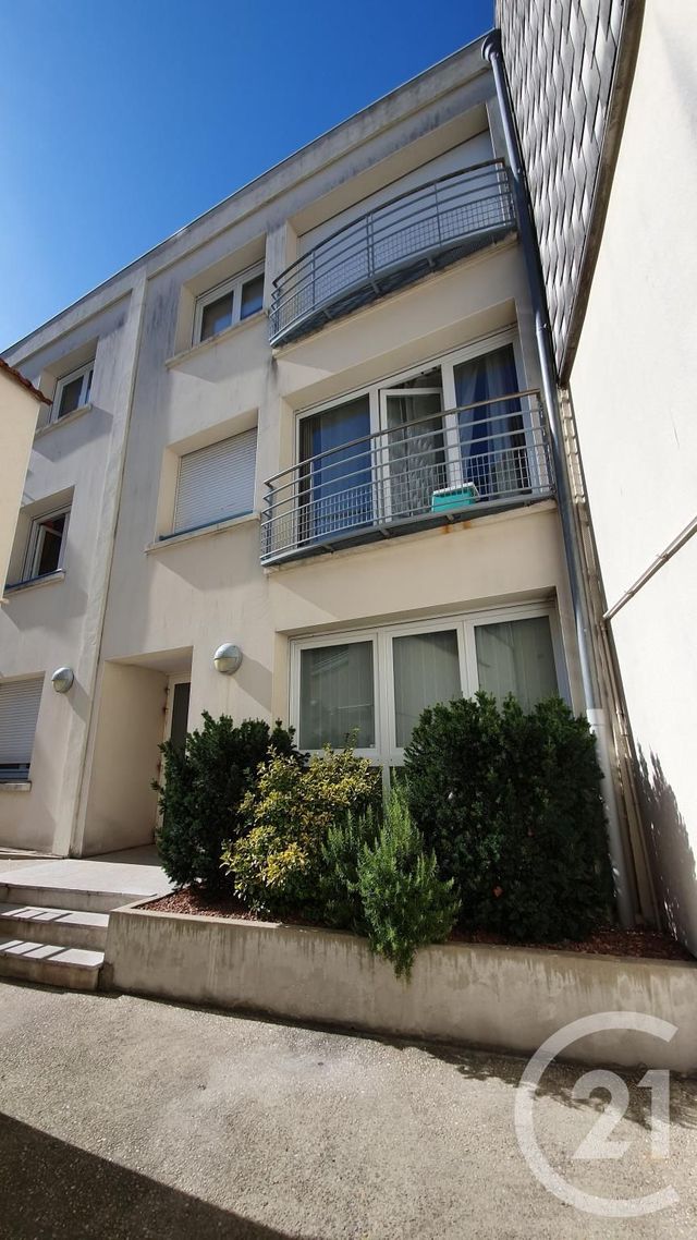 Studio à louer - 1 pièce - 32.0 m2 - BOULOGNE SUR MER - 62 - NORD-PAS-DE-CALAIS - Century 21 Transimmo Studio à louer - 1 pièce - 32.0 m2 - BOULOGNE SUR MER - 62 - NORD-PAS-DE-CALAIS - Century 21 Transimmo