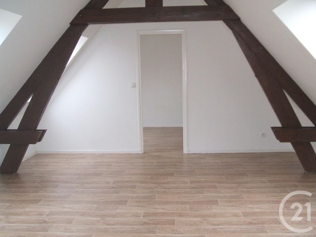 Afficher la photo en grand Appartement F2 à louer - 2 pièces - 40.0 m2 - BOULOGNE SUR MER - 62 - NORD-PAS-DE-CALAIS - Century 21 Transimmo