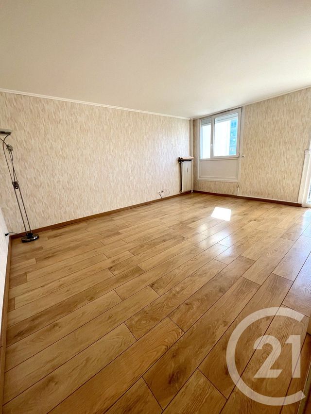 Afficher la photo en grand Appartement F3 à vendre - 3 pièces - 65.0 m2 - BOULOGNE SUR MER - 62 - NORD-PAS-DE-CALAIS - Century 21 Transimmo