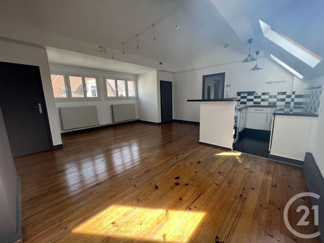 Appartement F2 à louer - 2 pièces - 59.25 m2 - BOULOGNE SUR MER - 62 - NORD-PAS-DE-CALAIS - Century 21 Transimmo