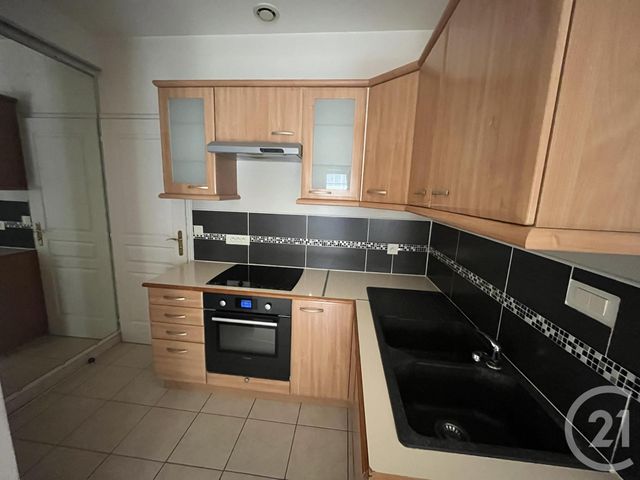 Afficher la photo en grand Appartement à vendre - 5 pièces - 64.0 m2 - BOULOGNE SUR MER - 62 - NORD-PAS-DE-CALAIS - Century 21 Transimmo