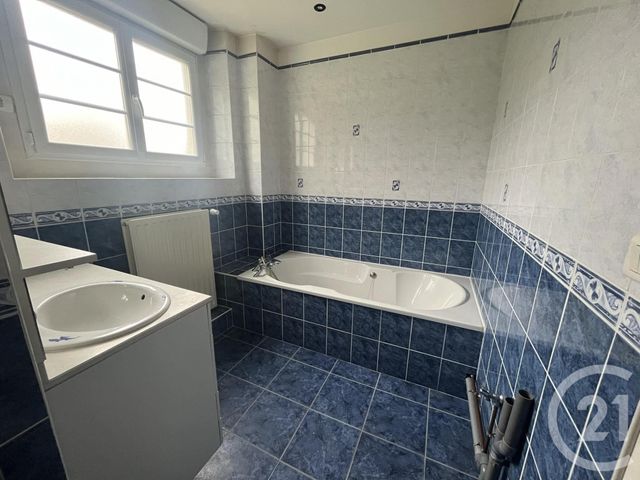 Afficher la photo en grand Appartement à vendre - 5 pièces - 64.0 m2 - BOULOGNE SUR MER - 62 - NORD-PAS-DE-CALAIS - Century 21 Transimmo