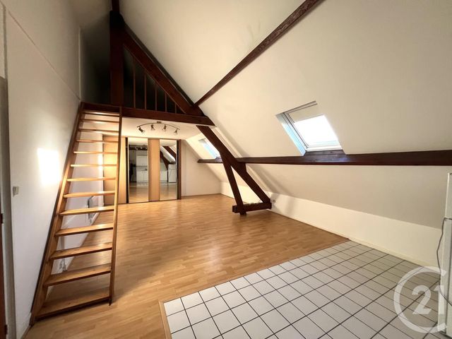 Afficher la photo en grand Appartement Duplex à vendre - 2 pièces - 38.1 m2 - BOULOGNE SUR MER - 62 - NORD-PAS-DE-CALAIS - Century 21 Transimmo