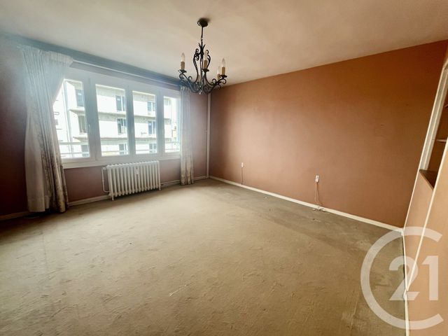 Afficher la photo en grand Appartement F5 à vendre - 6 pièces - 133.0 m2 - BOULOGNE SUR MER - 62 - NORD-PAS-DE-CALAIS - Century 21 Transimmo