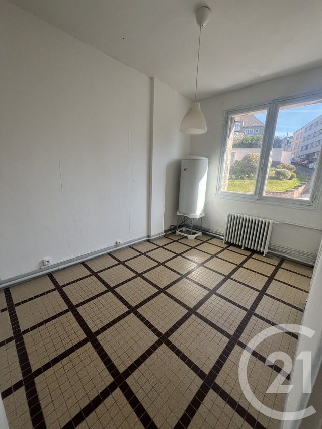 Afficher la photo en grand Appartement F4 à vendre - 4 pièces - 80.45 m2 - BOULOGNE SUR MER - 62 - NORD-PAS-DE-CALAIS - Century 21 Transimmo