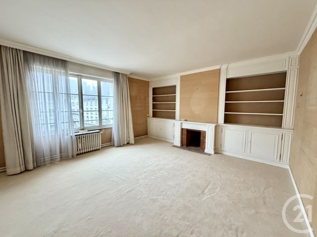 Appartement F4 à vendre - 4 pièces - 127.22 m2 - BOULOGNE SUR MER - 62 - NORD-PAS-DE-CALAIS - Century 21 Transimmo