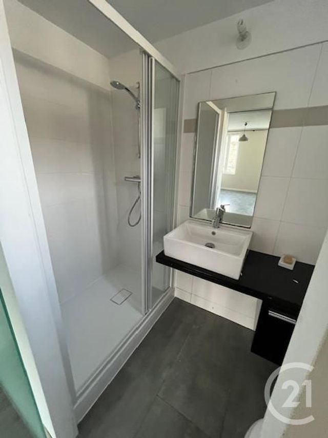 Afficher la photo en grand Appartement F2 à vendre - 2 pièces - 30.51 m2 - BOULOGNE SUR MER - 62 - NORD-PAS-DE-CALAIS - Century 21 Transimmo