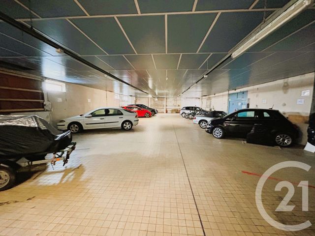 parking à vendre - 370.0 m2 - CALAIS - 62 - NORD-PAS-DE-CALAIS - Century 21 Transimmo