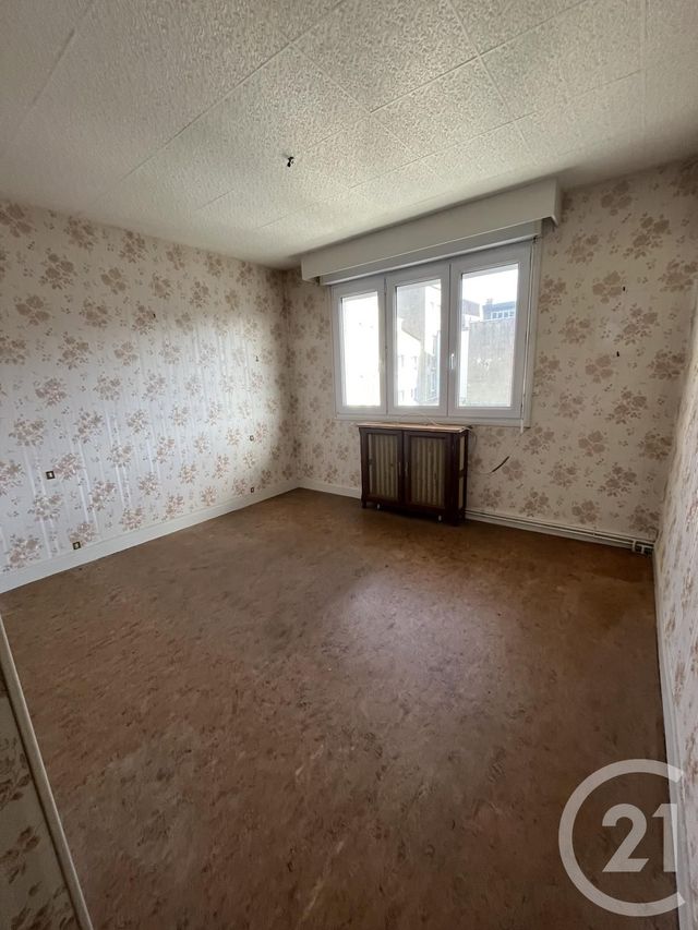 Afficher la photo en grand Appartement F3 à vendre - 4 pièces - 55.0 m2 - BOULOGNE SUR MER - 62 - NORD-PAS-DE-CALAIS - Century 21 Transimmo