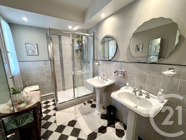 Appartement F4 à vendre - 5 pièces - 112.43 m2 - BOULOGNE SUR MER - 62 - NORD-PAS-DE-CALAIS - Century 21 Transimmo