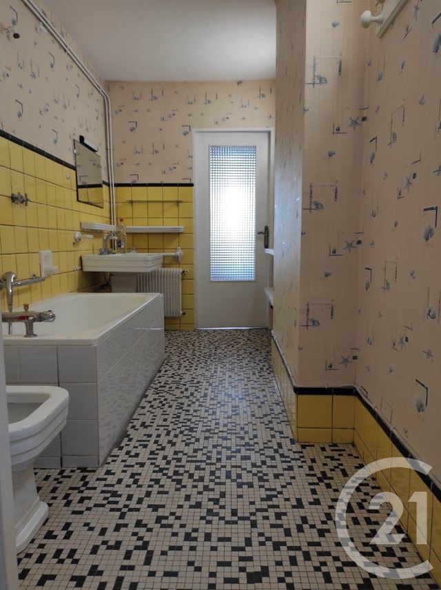 Appartement F3 à louer - 3 pièces - 61.0 m2 - BOULOGNE SUR MER - 62 - NORD-PAS-DE-CALAIS - Century 21 Transimmo