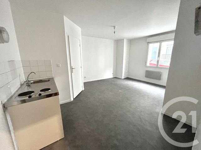 Afficher la photo en grand Appartement T1 à louer - 2 pièces - 22.0 m2 - BOULOGNE SUR MER - 62 - NORD-PAS-DE-CALAIS - Century 21 Transimmo