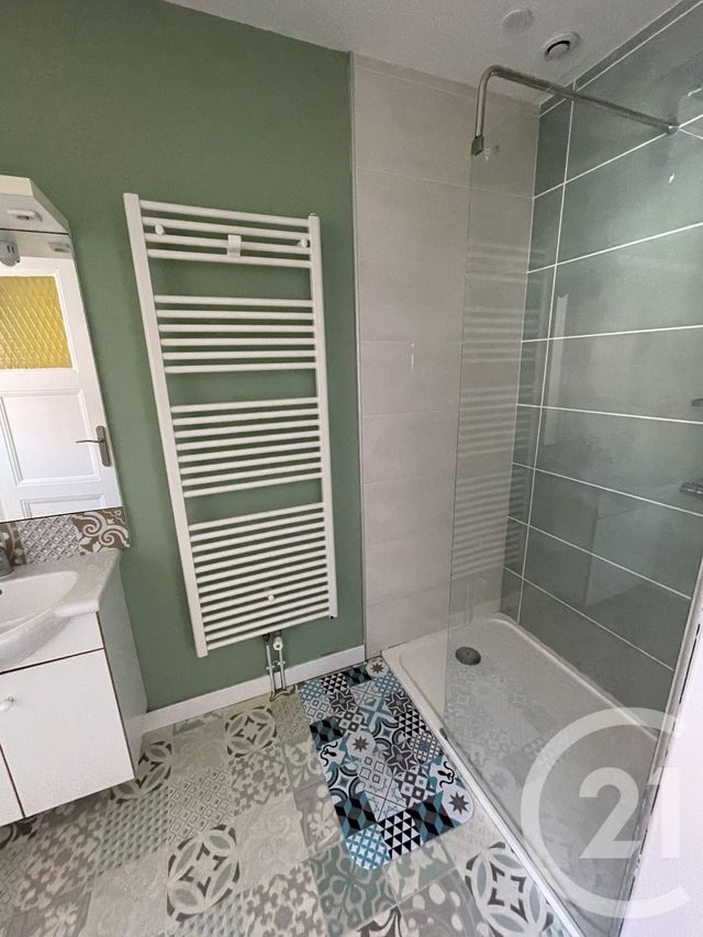 Afficher la photo en grand Appartement à louer - 4 pièces - 89.31 m2 - OUTREAU - 62 - NORD-PAS-DE-CALAIS - Century 21 Transimmo