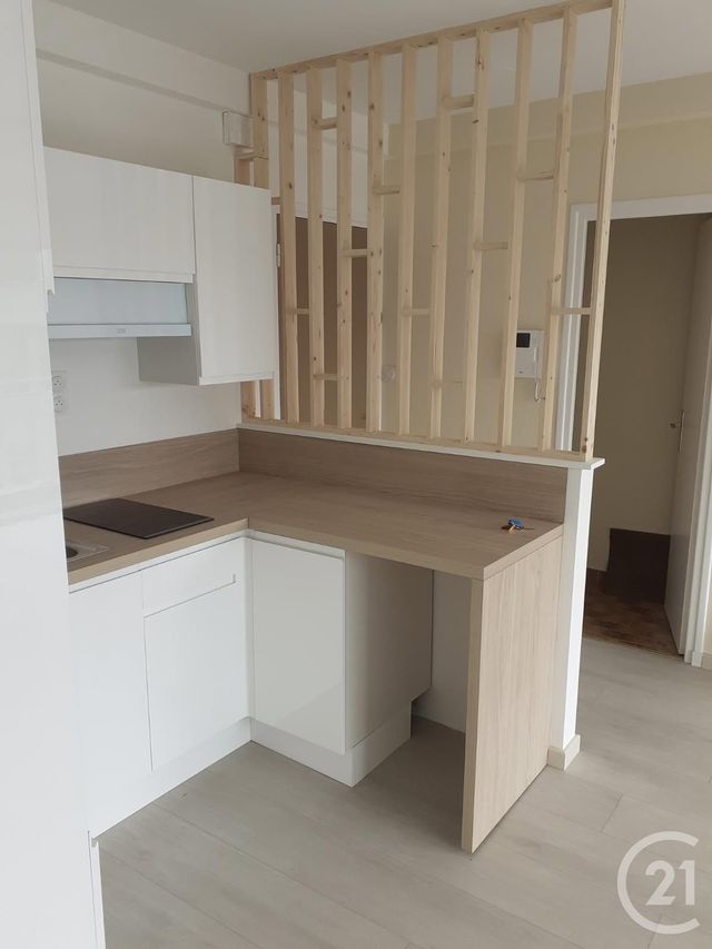 Appartement à louer - 2 pièces - 40.0 m2 - BOULOGNE SUR MER - 62 - NORD-PAS-DE-CALAIS - Century 21 Transimmo