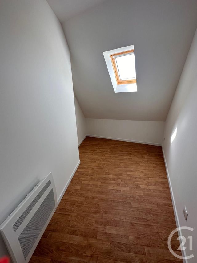 Appartement à louer - 3 pièces - 35.86 m2 - BOULOGNE SUR MER - 62 - NORD-PAS-DE-CALAIS - Century 21 Transimmo