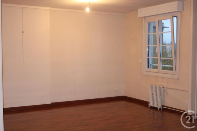 Appartement à louer - 3 pièces - 76.0 m2 - BOULOGNE SUR MER - 62 - NORD-PAS-DE-CALAIS - Century 21 Transimmo