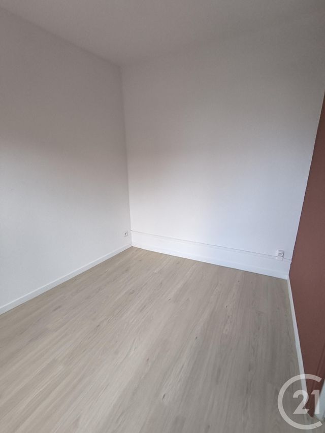 Appartement à louer - 4 pièces - 75.0 m2 - MARQUISE - 62 - NORD-PAS-DE-CALAIS - Century 21 Transimmo