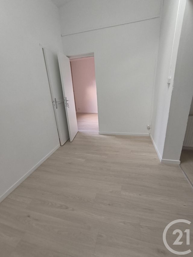 Appartement à louer - 4 pièces - 75.0 m2 - MARQUISE - 62 - NORD-PAS-DE-CALAIS - Century 21 Transimmo