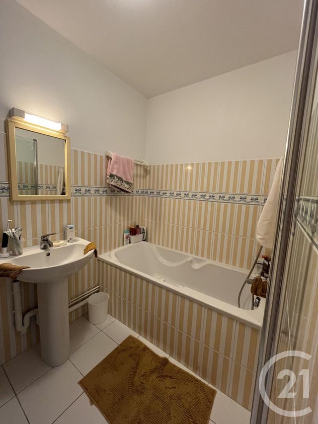 Appartement F2 à louer - 2 pièces - 39.59 m2 - ST MARTIN BOULOGNE - 62 - NORD-PAS-DE-CALAIS - Century 21 Transimmo