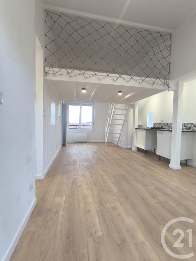 Appartement T1 à louer - 1 pièce - 25.2 m2 - OUTREAU - 62 - NORD-PAS-DE-CALAIS - Century 21 Transimmo