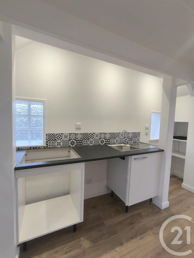 Appartement T1 à louer - 1 pièce - 25.2 m2 - OUTREAU - 62 - NORD-PAS-DE-CALAIS - Century 21 Transimmo