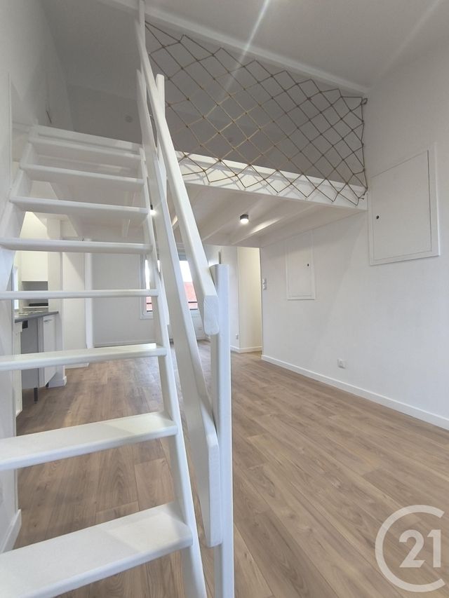 Appartement T1 à louer - 1 pièce - 25.2 m2 - OUTREAU - 62 - NORD-PAS-DE-CALAIS - Century 21 Transimmo