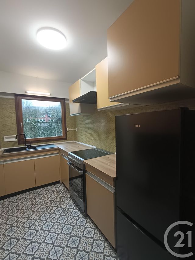 Appartement à louer - 3 pièces - 75.25 m2 - BOULOGNE SUR MER - 62 - NORD-PAS-DE-CALAIS - Century 21 Transimmo