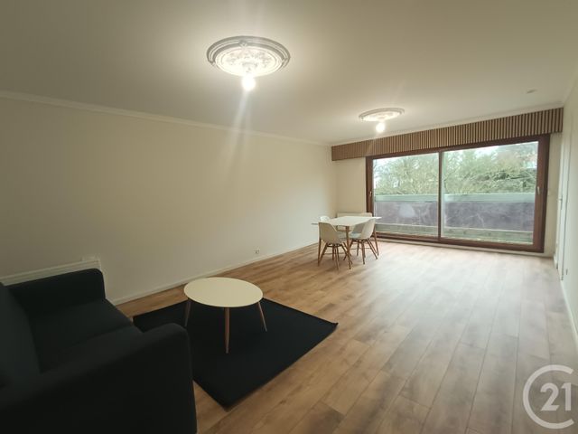 Appartement à louer - 3 pièces - 75.25 m2 - BOULOGNE SUR MER - 62 - NORD-PAS-DE-CALAIS - Century 21 Transimmo