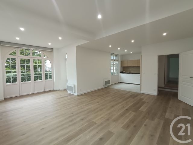 Appartement F3 à louer - 3 pièces - 94.0 m2 - BOULOGNE SUR MER - 62 - NORD-PAS-DE-CALAIS - Century 21 Transimmo