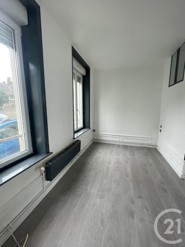 Appartement à louer - 2 pièces - 34.0 m2 - BOULOGNE SUR MER - 62 - NORD-PAS-DE-CALAIS - Century 21 Transimmo