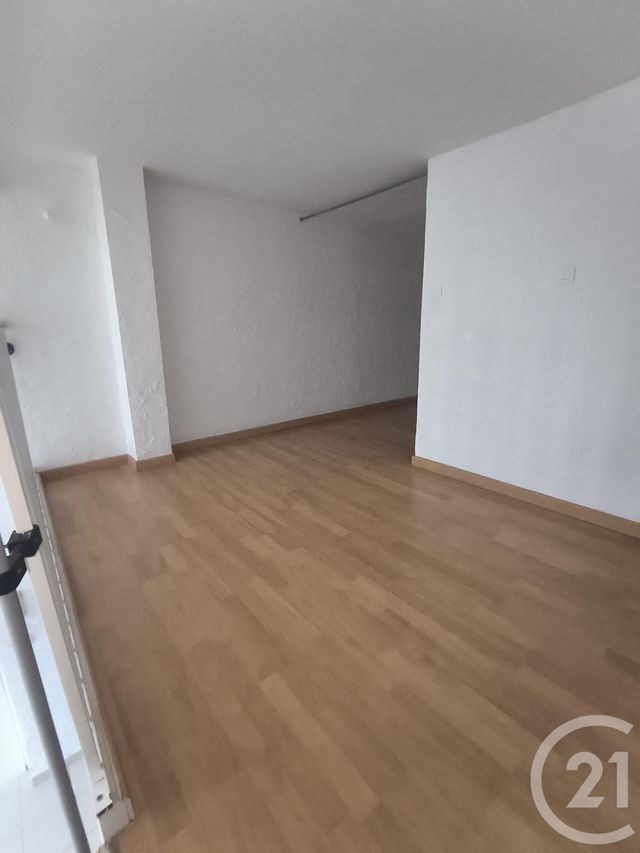 Appartement à louer - 2 pièces - 50.0 m2 - BOULOGNE SUR MER - 62 - NORD-PAS-DE-CALAIS - Century 21 Transimmo
