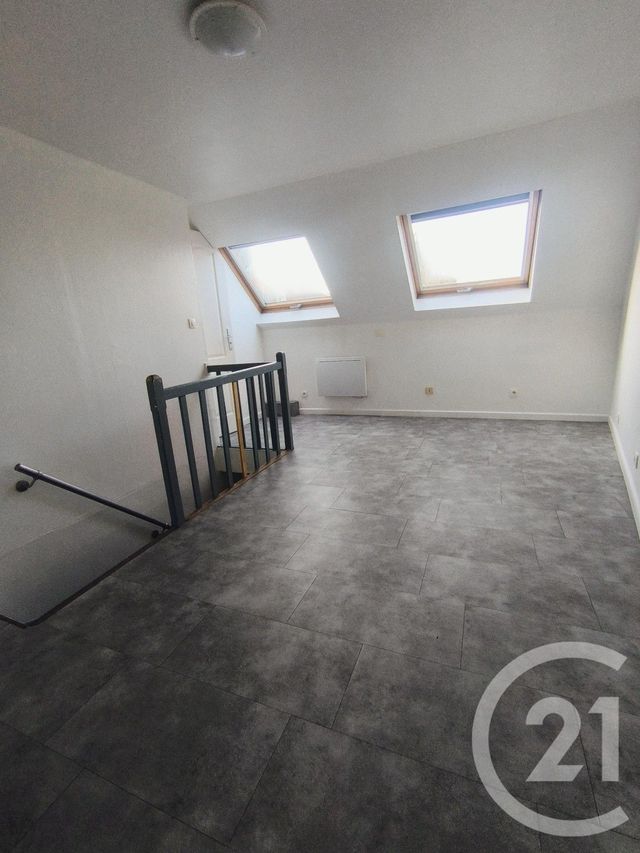 Appartement à louer - 2 pièces - 40.0 m2 - BOULOGNE SUR MER - 62 - NORD-PAS-DE-CALAIS - Century 21 Transimmo
