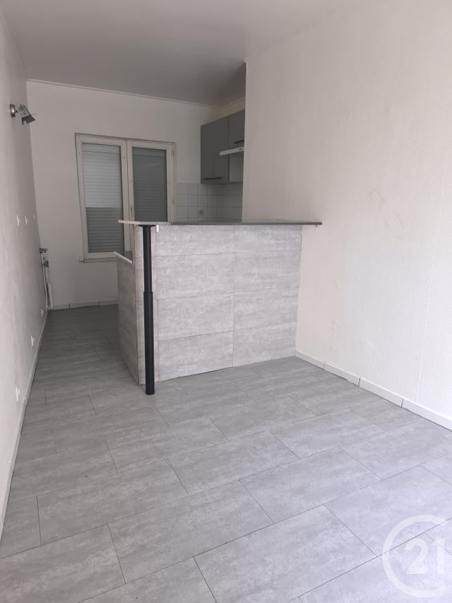Appartement à louer - 2 pièces - 40.0 m2 - BOULOGNE SUR MER - 62 - NORD-PAS-DE-CALAIS - Century 21 Transimmo