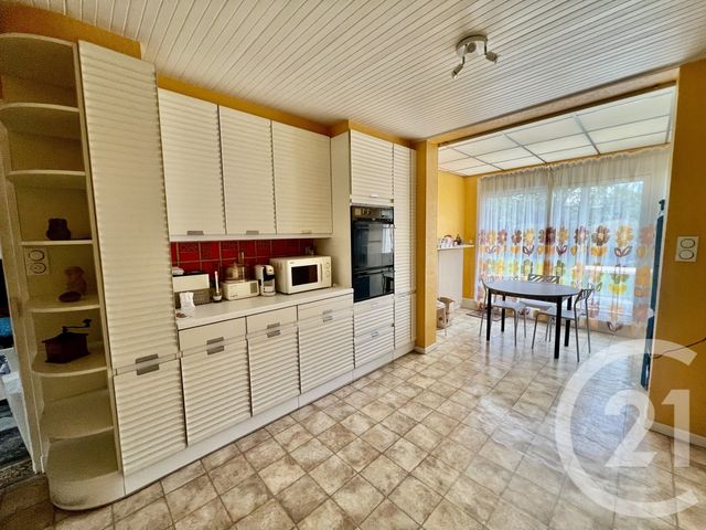 maison à vendre - 6 pièces - 148.0 m2 - OUTREAU - 62 - NORD-PAS-DE-CALAIS - Century 21 Transimmo