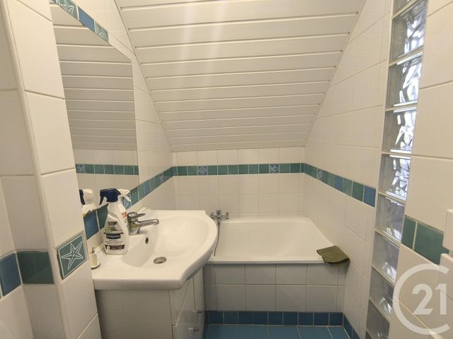 Appartement à louer - 3 pièces - 49.0 m2 - BOULOGNE SUR MER - 62 - NORD-PAS-DE-CALAIS - Century 21 Transimmo