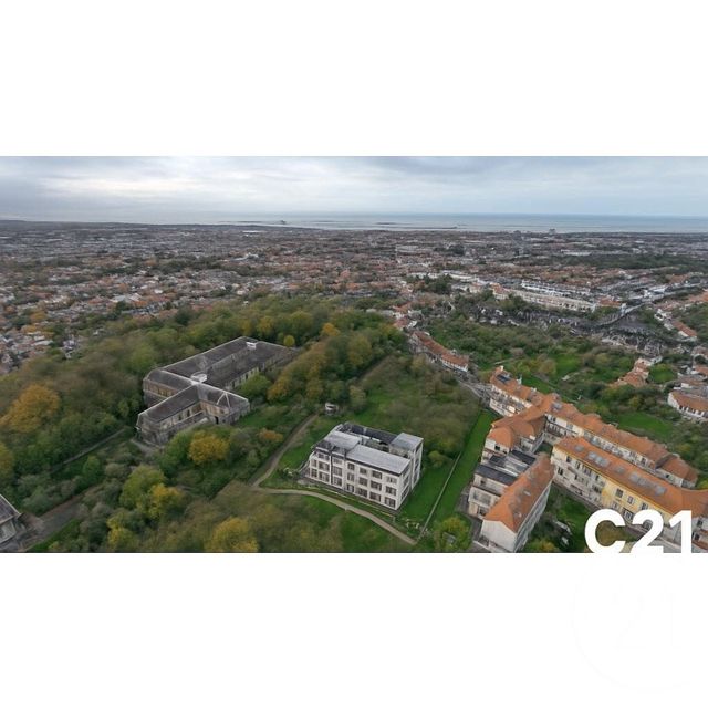 Appartement T4 à vendre - 4 pièces - 89.8 m2 - ST MARTIN BOULOGNE - 62 - NORD-PAS-DE-CALAIS - Century 21 Transimmo