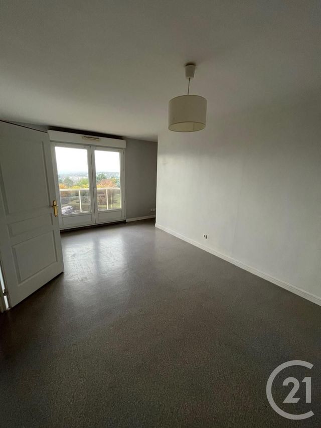 Appartement Studio à louer - 1 pièce - 33.0 m2 - ST MARTIN BOULOGNE - 62 - NORD-PAS-DE-CALAIS - Century 21 Transimmo
