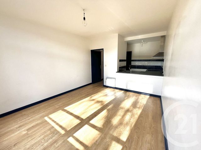 Appartement F2 à louer - 2 pièces - 38.0 m2 - BOULOGNE SUR MER - 62 - NORD-PAS-DE-CALAIS - Century 21 Transimmo