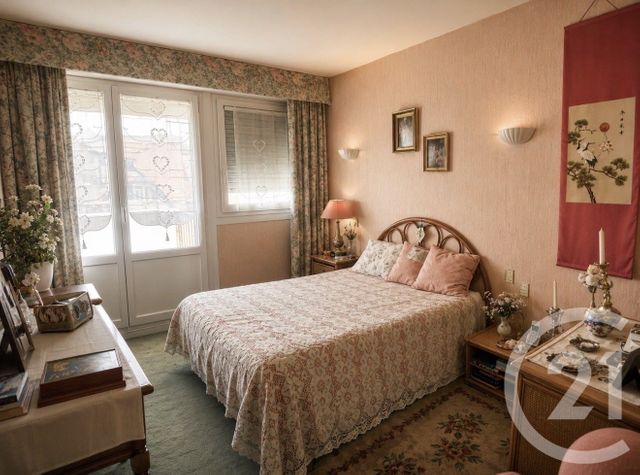 Appartement F4 à vendre - 5 pièces - 100.0 m2 - BOULOGNE SUR MER - 62 - NORD-PAS-DE-CALAIS - Century 21 Transimmo